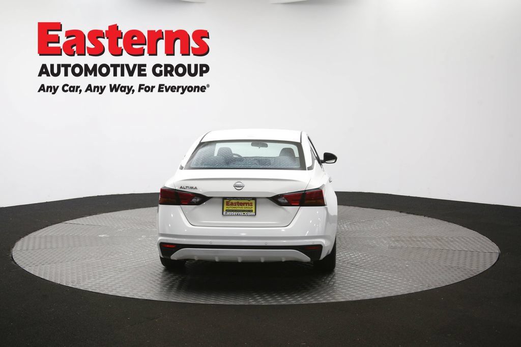 Used 2025 Nissan Altima 2.5 SV FWD image 35