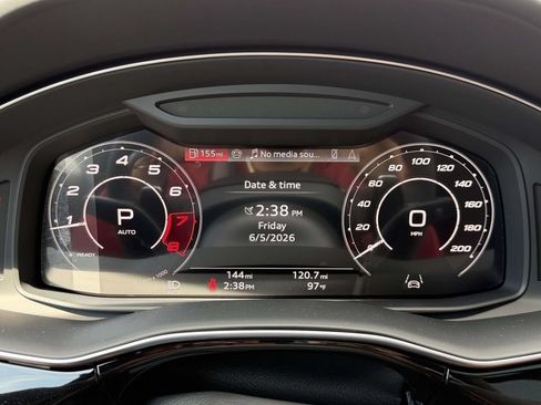 New 2026 Audi RS Q8 performance AWD/4WD image 10