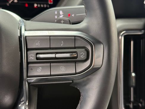 Used 2025 GMC Yukon Denali w/ Sun & Power Step Package AWD/4WD image 35