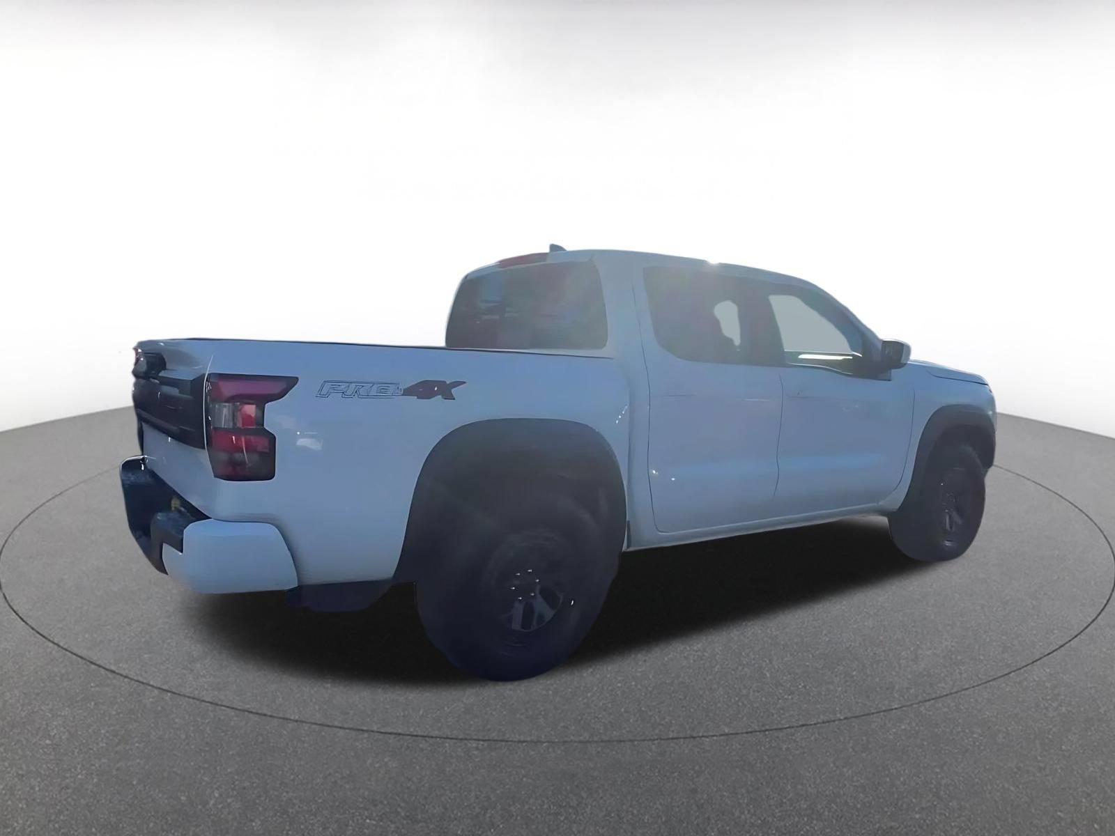 Used 2026 Nissan Frontier PRO-4X AWD/4WD image 14