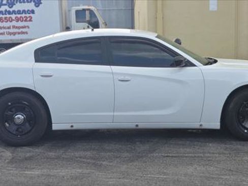 Used 2019 Dodge Charger Police w/ Street Appearance Group RWD image 8