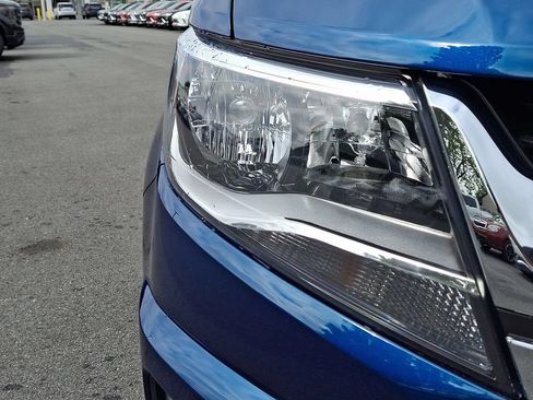 Used 2019 Chevrolet Colorado LT AWD/4WD image 9