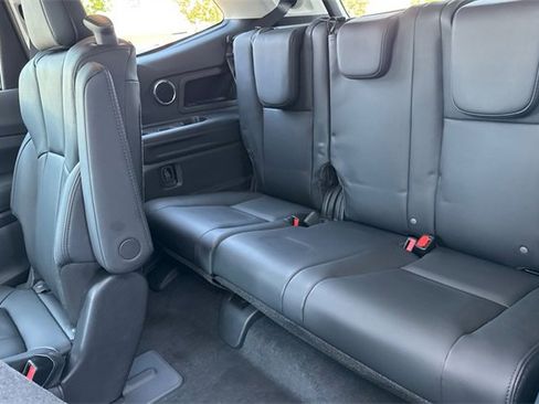 Certified 2025 Subaru Ascent Bronze Edition image 12