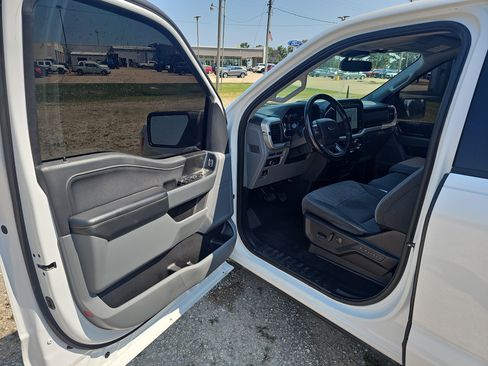 Used 2022 Ford F150 XLT w/ Equipment Group 302A High AWD/4WD image 21