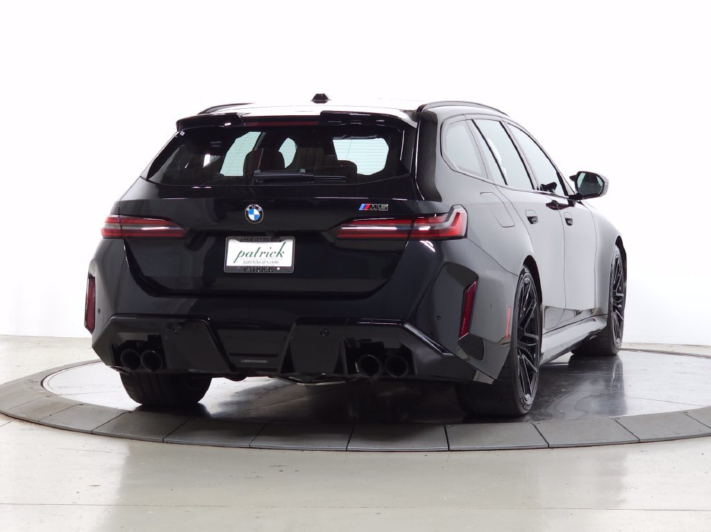 Used 2026 BMW M5 Touring AWD/4WD image 11
