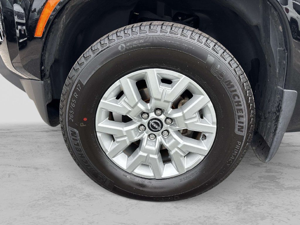 Certified 2024 Nissan Frontier SV w/ SV Convenience Package AWD/4WD image 8