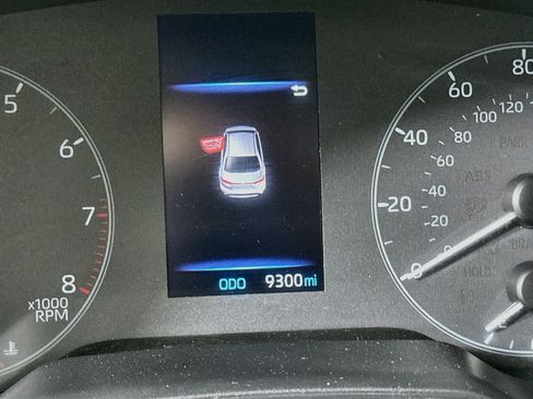 Used 2024 Toyota Corolla LE FWD image 18