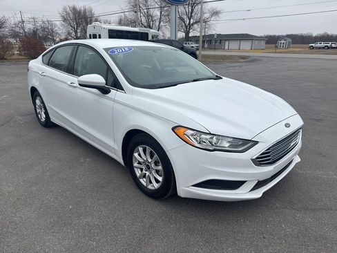Used 2018 Ford Fusion S image 5
