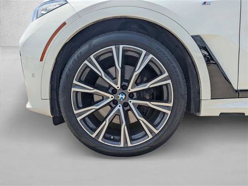 Used 2021 BMW X7 M50i AWD/4WD image 15