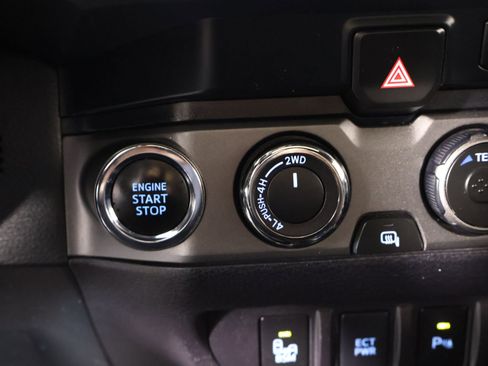 Used 2019 Toyota Tacoma TRD Pro image 8