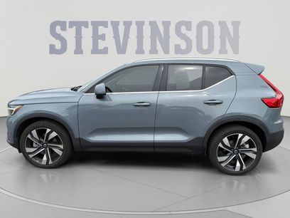 Used 2023 Volvo XC40 B5 Ultimate w/ Climate Package