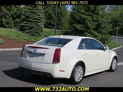 Used 2010 Cadillac CTS Luxury RWD image 12