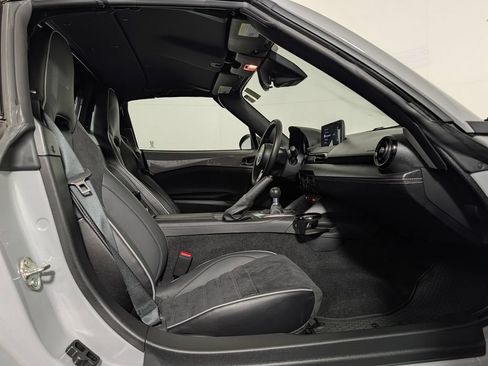 Used 2024 MAZDA MX-5 Miata RF Club w/ Weather Package RWD image 12