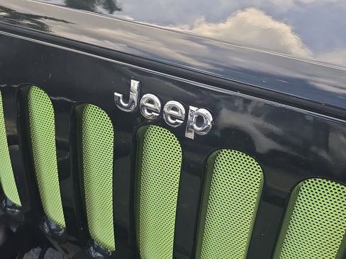 Used 2012 Jeep Wrangler Sahara w/ Connectivity Group image 11