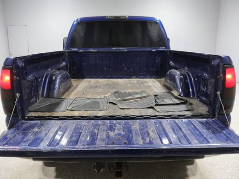 Used 2001 Chevrolet Silverado 1500 LS w/ Off-Road Chassis Pkg AWD/4WD image 4