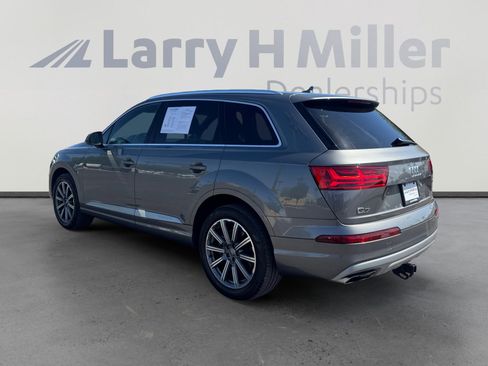 Used 2018 Audi Q7 3.0T Premium Plus w/ Premium Plus Package AWD/4WD image 3