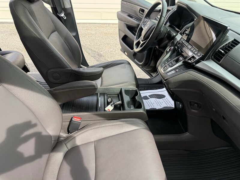 Used 2020 Honda Odyssey Touring image 28