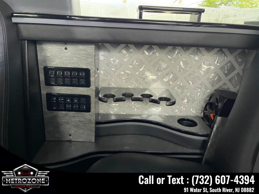 Used 2016 Cadillac Escalade 2WD image 36