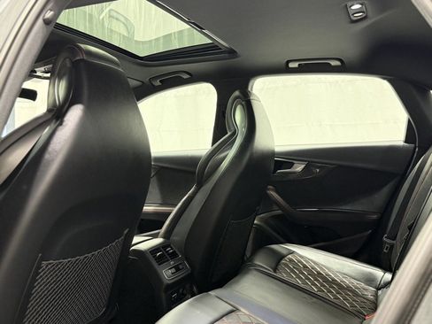 Used 2024 Audi S4 Premium Plus image 31