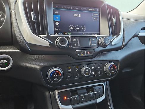 Used 2024 GMC Terrain SLT AWD/4WD image 15