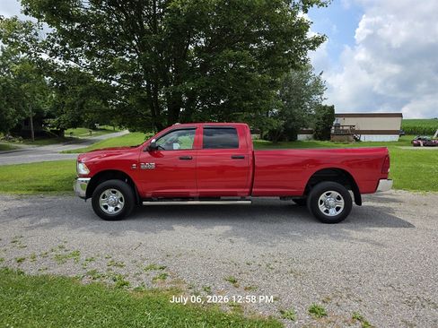 Used 2016 RAM 2500 Tradesman w/ Chrome Appearance Group AWD/4WD image 8