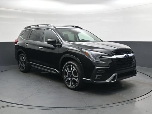 Used 2025 Subaru Ascent Touring w/ Popular Package #2 AWD/4WD image 2