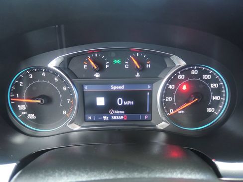 Used 2023 Chevrolet Traverse RS w/ LPO, Floor Liner Package AWD/4WD image 13