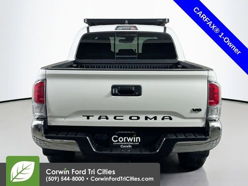 Used 2023 Toyota Tacoma TRD Off-Road image 13