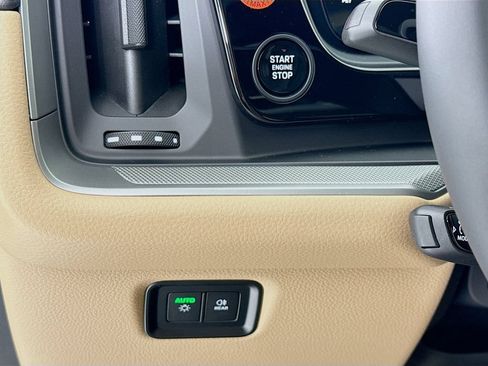 New 2026 Porsche Cayenne AWD/4WD image 14