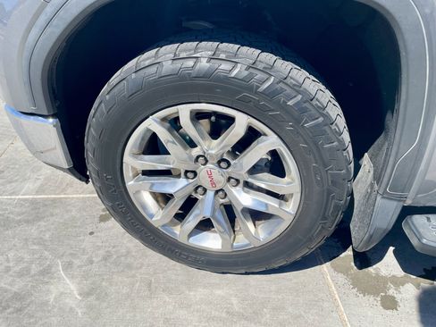 Used 2020 GMC Sierra 1500 SLT image 9