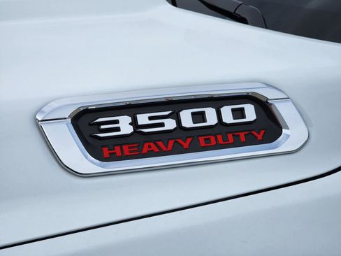 Used 2024 RAM 3500 Tradesman w/ Chrome Appearance Group image 13