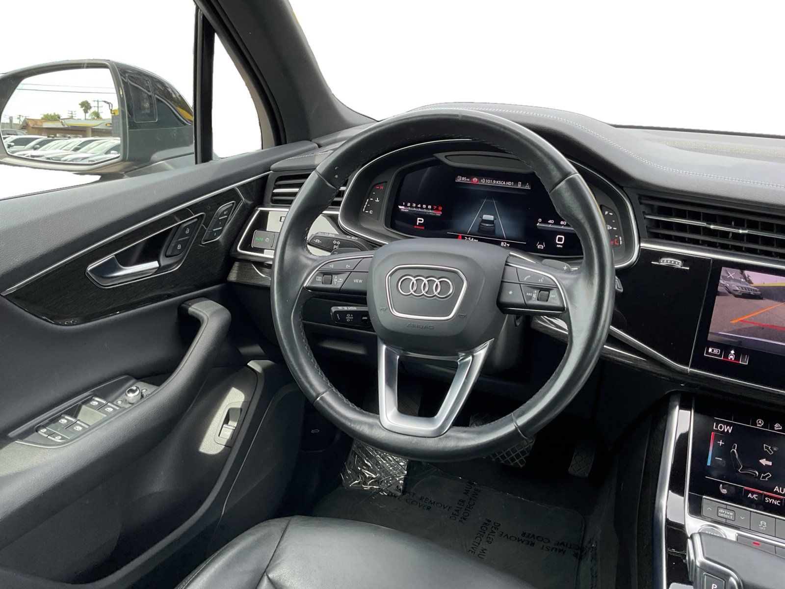 Used 2024 Audi Q7 2.0T Premium w/ Convenience Package AWD/4WD image 11