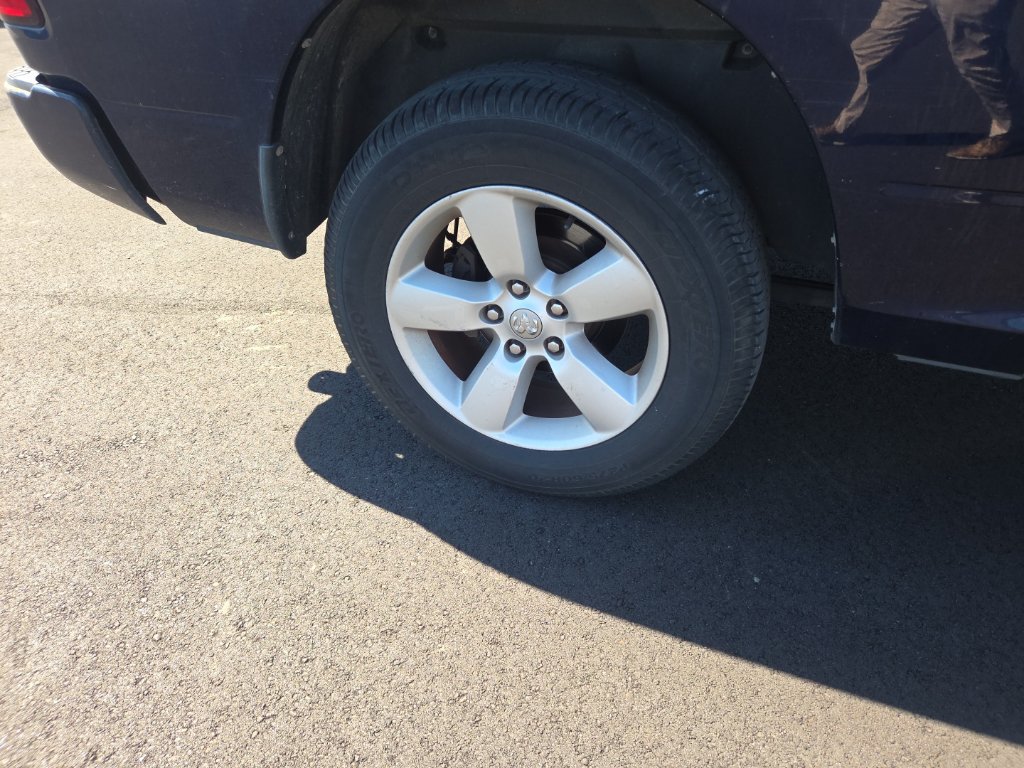 Used 2013 RAM 1500 Express RWD image 28