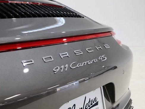Used 2019 Porsche 911 Carrera 4S AWD/4WD image 14
