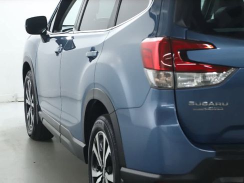 Used 2023 Subaru Forester Limited image 45
