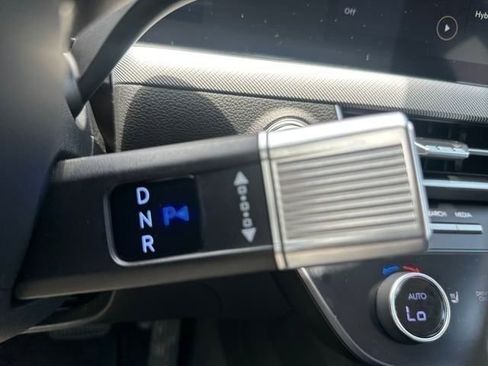 Used 2025 Hyundai Sonata SEL image 24