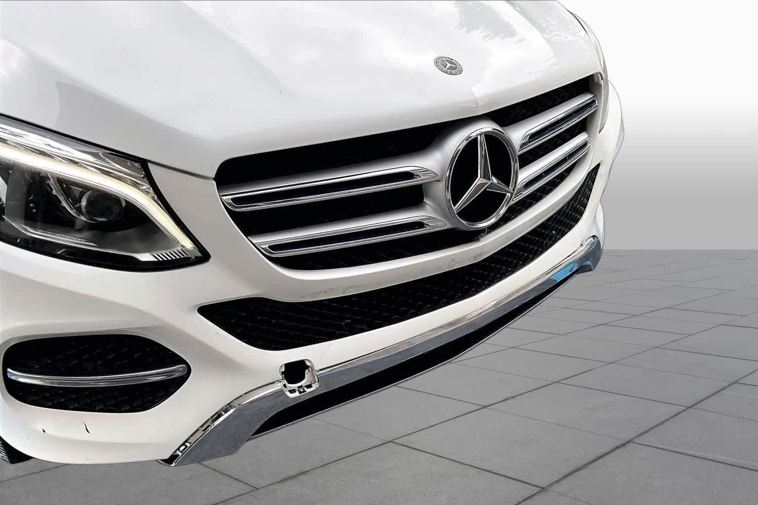 Used 2019 Mercedes-Benz GLE 400 4MATIC image 30