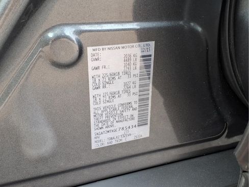 Used 2016 Nissan Rogue SL FWD image 31