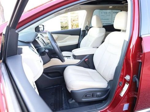 Certified 2024 Nissan Murano SL FWD image 8