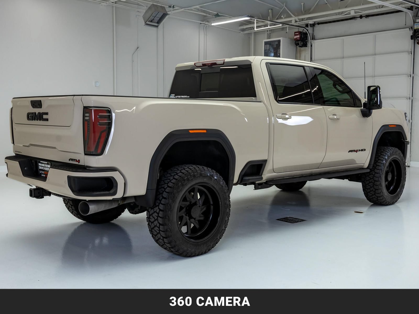 Used 2026 GMC Sierra 3500 AT4 w/ AT4 Premium Plus Package AWD/4WD image 10