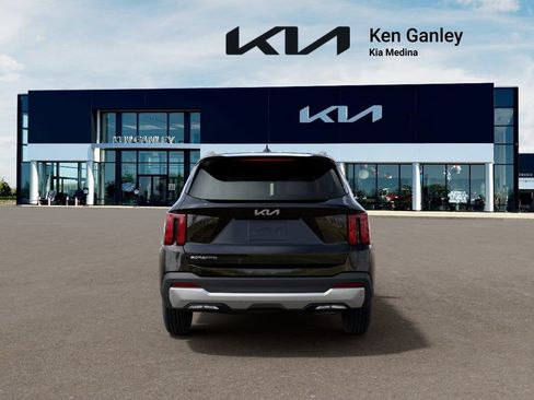 New 2026 Kia Sorento S FWD image 5