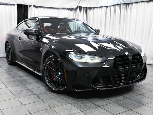 Used 2022 BMW M4 xDrive Competition w/ M Carbon Exterior Package AWD/4WD image 3