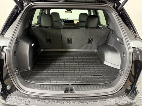 Used 2025 Chevrolet Equinox ACTIV w/ Convenience Package III image 12