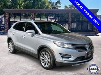 Used 2017 Lincoln MKC Select w/ Select Plus Package image 1