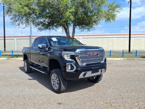 Used 2019 GMC Sierra 1500 Denali w/ Driver Alert Package II image 2