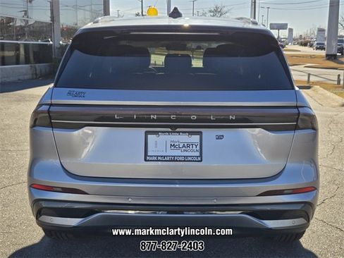 New 2026 Lincoln Nautilus Reserve w/ Jet Appearance Package image 11
