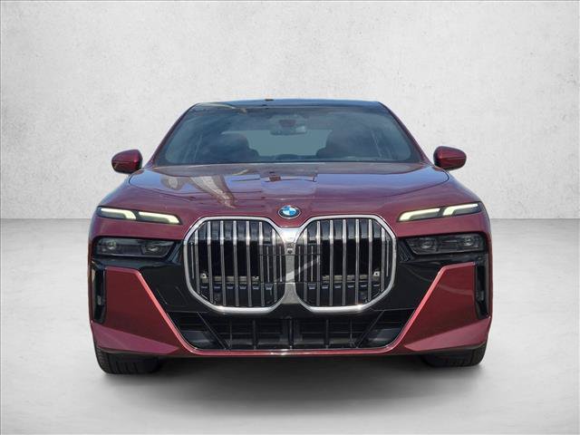 Used 2023 BMW 740i RWD image 2