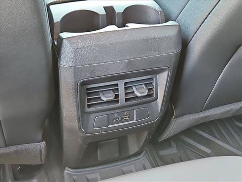 Used 2025 Chevrolet Colorado ZR2 AWD/4WD image 17