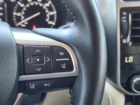 Used 2023 Lexus GX 460 Luxury w/ Sport Design Package AWD/4WD image 30
