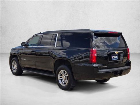 Used 2018 Chevrolet Suburban LT image 8